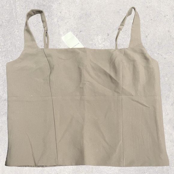 A & F Tailored Squareneck Top - Large - Picture 3 of 4